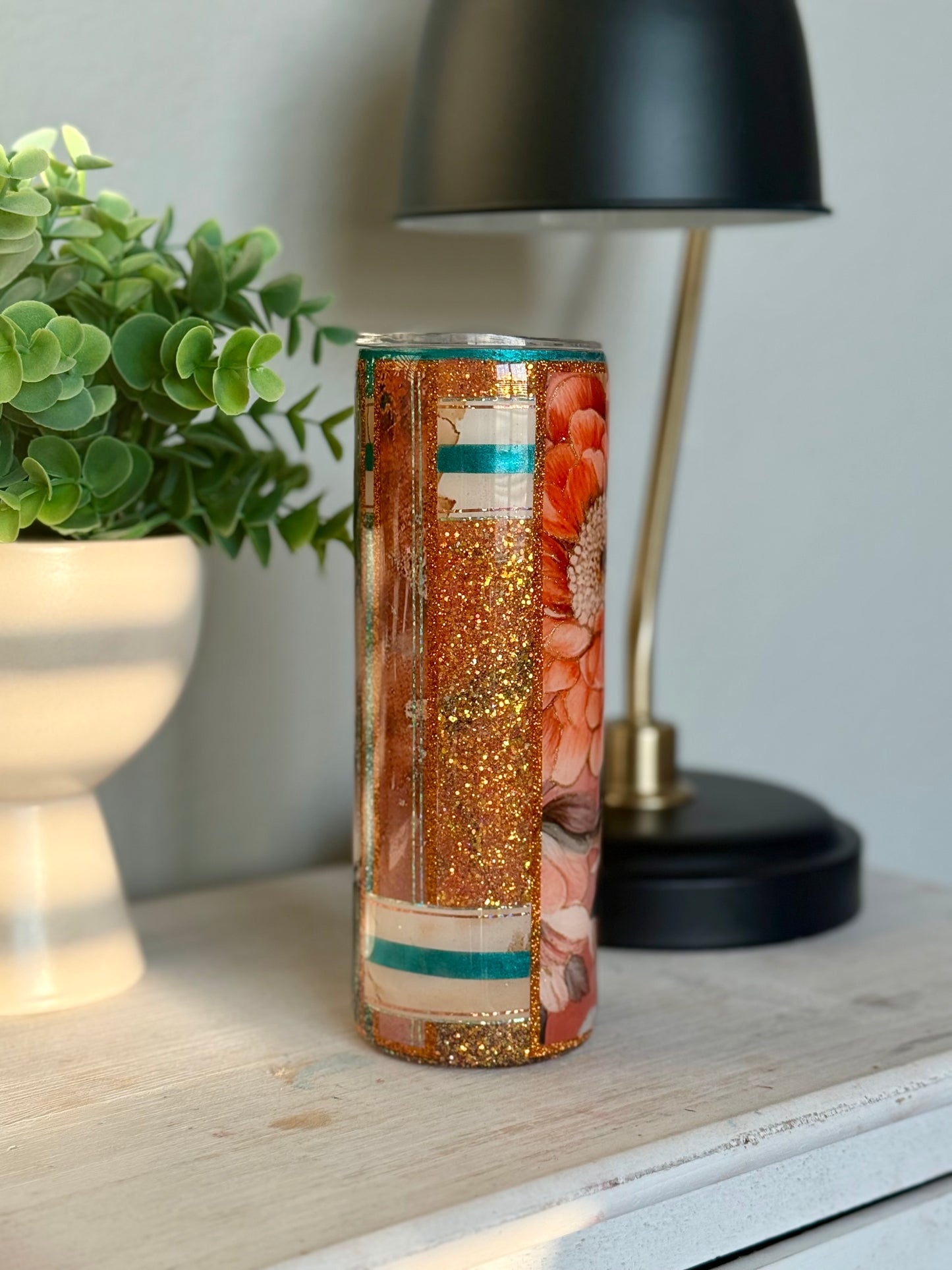 20oz Peach Floral